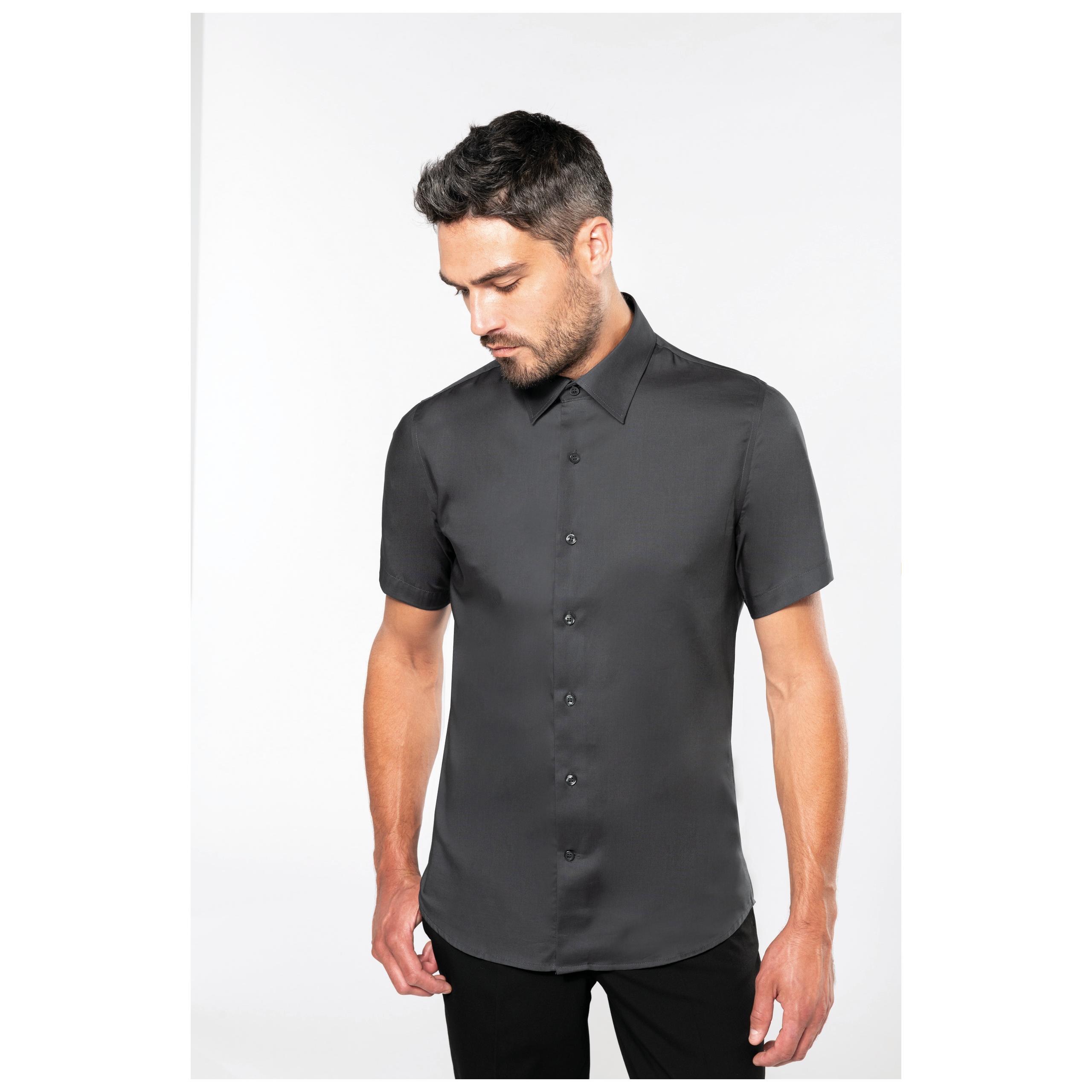 Kariban - Chemise ajustée manches courtes sans repassage - Black - S