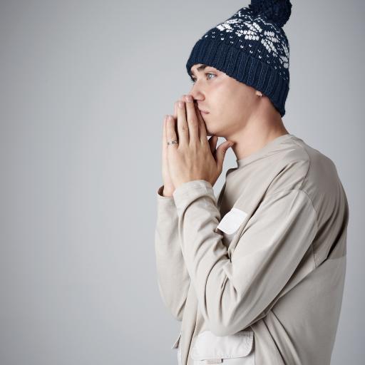 Black / Classic Red / White - One Size