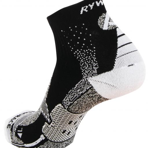 BLACK / WHITE - 35/37 EU